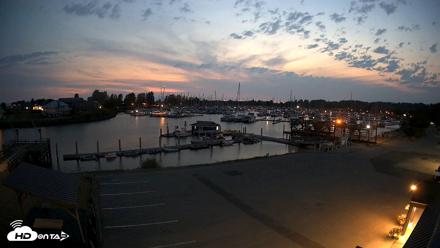 Point Roberts Marina NW Live Webcam - Aug 25, 2026, 8:46pm PDT