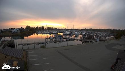 Point Roberts Marina NW Live Webcam - Sep 11, 2026, 7:36pm PDT