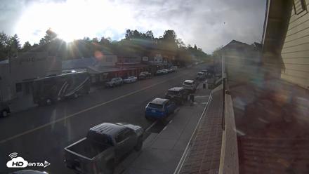 Downtown Julian Live Webcam - Apr 11, 2026, 7:15am PDT