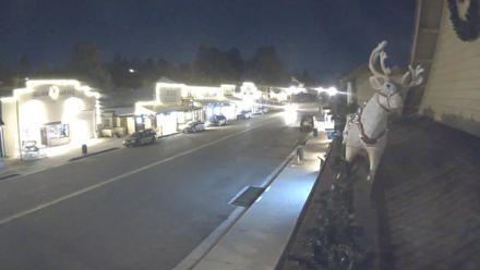 Downtown Julian Live Webcam - Dec 3, 2025, 7:39pm PST