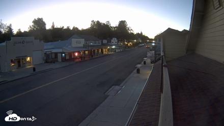 Downtown Julian Live Webcam - Oct 5, 2026, 6:23am PDT