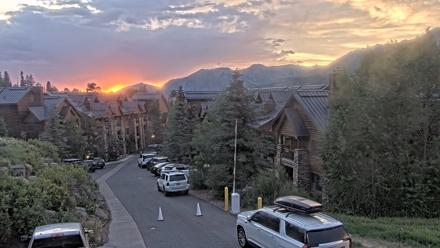 Mountain Lodge Telluride Live Webcam - Jul 13, 2025, 8:30pm MDT