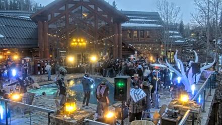 Mountain Lodge Telluride Live Webcam - Mar 14, 2026, 7:29pm MDT