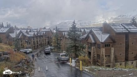 Mountain Lodge Telluride Live Webcam - Oct 14, 2026, 11:27am MDT
