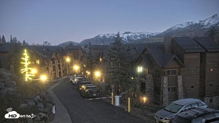 Mountain Lodge Telluride Live Webcam - Oct 16, 2026, 6:48am MDT