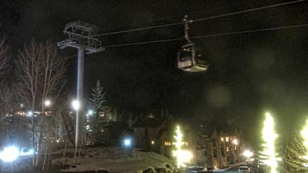 Mountain Lodge Telluride Live Webcam - Dec 26, 2025, 8:08pm MST