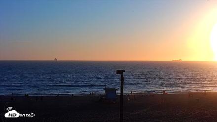 El Porto - Manhattan Beach Live Surf Webcam - Aug 22, 2026, 7:12pm PDT