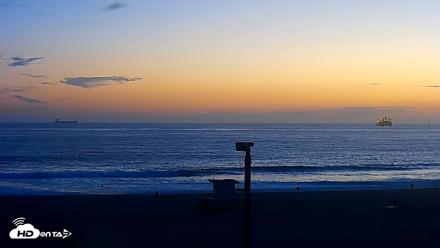 El Porto - Manhattan Beach Live Surf Webcam - Aug 26, 2026, 7:49pm PDT