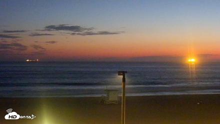 El Porto - Manhattan Beach Live Surf Webcam - Aug 26, 2026, 8:10pm PDT