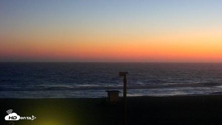 El Porto - Manhattan Beach Live Surf Webcam - Aug 8, 2026, 8:25pm PDT