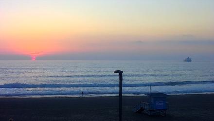El Porto - Manhattan Beach Live Surf Webcam - Nov 2, 2025, 4:58pm PST