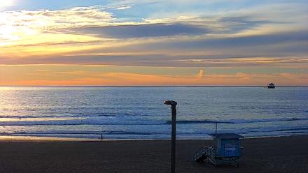 El Porto - Manhattan Beach Live Surf Webcam - Jan 27, 2026, 4:49pm PST