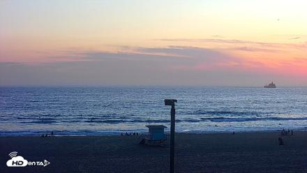 El Porto - Manhattan Beach Live Surf Webcam - Aug 28, 2026, 7:32pm PDT