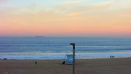 El Porto - Manhattan Beach Live Surf Webcam - Oct 19, 2025, 7:09am PDT