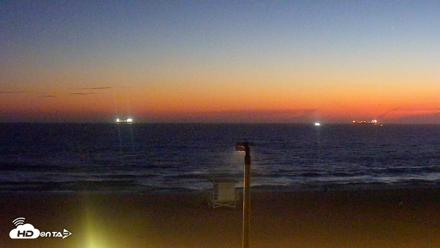 El Porto - Manhattan Beach Live Surf Webcam - Aug 22, 2026, 8:18pm PDT