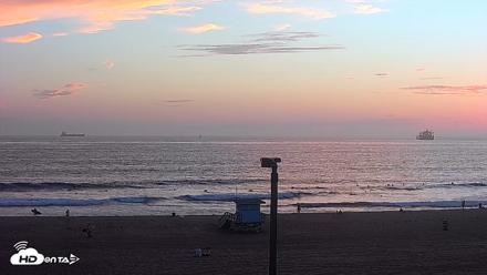 El Porto - Manhattan Beach Live Surf Webcam - Aug 26, 2026, 7:33pm PDT