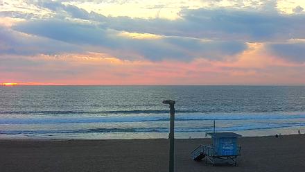 El Porto - Manhattan Beach Live Surf Webcam - Jan 25, 2026, 5:19pm PST