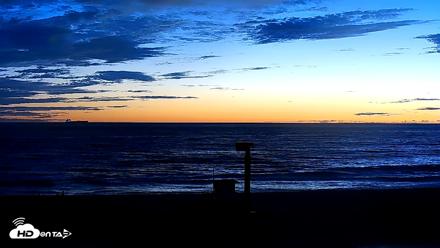El Porto - Manhattan Beach Live Surf Webcam - Sep 7, 2026, 7:37pm PDT