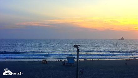 El Porto - Manhattan Beach Live Surf Webcam - Aug 28, 2026, 7:17pm PDT