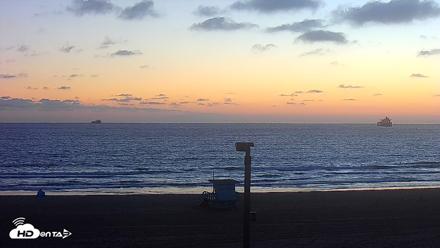 El Porto - Manhattan Beach Live Surf Webcam - Sep 3, 2026, 7:26pm PDT