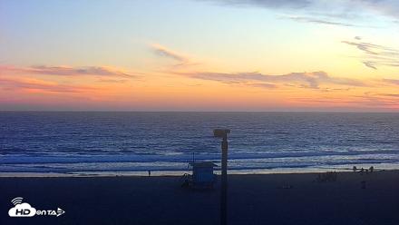 El Porto - Manhattan Beach Live Surf Webcam - Aug 16, 2026, 7:46pm PDT