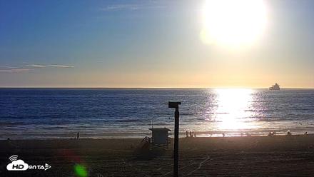 El Porto - Manhattan Beach Live Surf Webcam - Sep 9, 2026, 6:29pm PDT