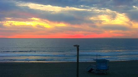 El Porto - Manhattan Beach Live Surf Webcam - Jan 25, 2026, 5:36pm PST