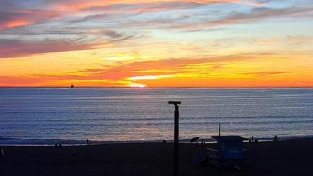 El Porto - Manhattan Beach Live Surf Webcam - Feb 27, 2026, 5:53pm PST