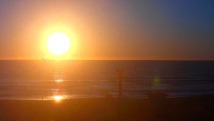 El Porto - Manhattan Beach Live Surf Webcam - Feb 20, 2026, 5:29pm PST