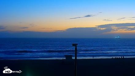 El Porto - Manhattan Beach Live Surf Webcam - Aug 29, 2026, 7:52pm PDT
