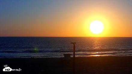 El Porto - Manhattan Beach Live Surf Webcam - Sep 18, 2026, 6:43pm PDT