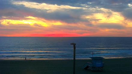 El Porto - Manhattan Beach Live Surf Webcam - Jan 25, 2026, 5:38pm PST