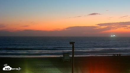 El Porto - Manhattan Beach Live Surf Webcam - Aug 29, 2026, 7:57pm PDT