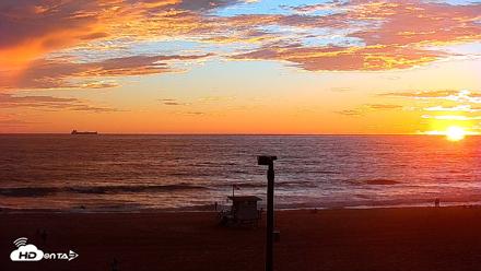 El Porto - Manhattan Beach Live Surf Webcam - Sep 7, 2026, 7:11pm PDT