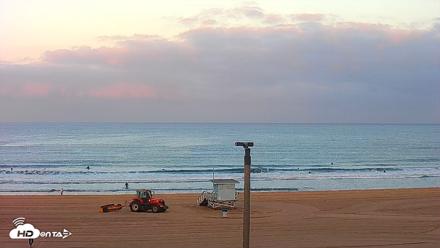 El Porto - Manhattan Beach Live Surf Webcam - Sep 19, 2026, 6:52am PDT