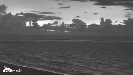 The Dunes - Port Aransas Live Beach Cam - Sep 9, 2026, 6:39am CDT