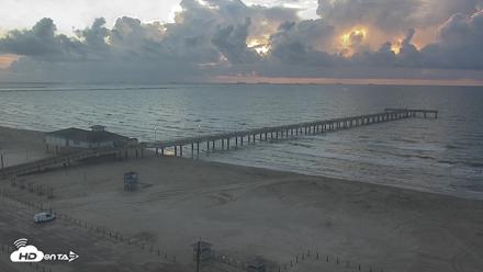 The Dunes - Port Aransas Live Beach Cam - Sep 9, 2026, 7:26am CDT