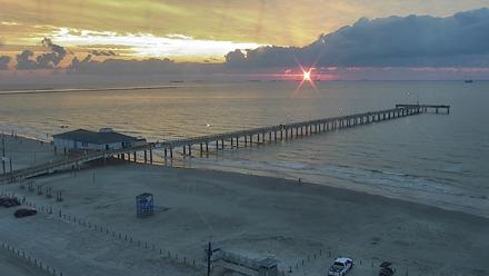 The Dunes - Port Aransas Live Beach Cam - Oct 16, 2025, 7:33am CDT
