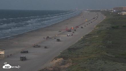 The Dunes - Port Aransas Live Beach Cam - Aug 12, 2026, 6:37am CDT