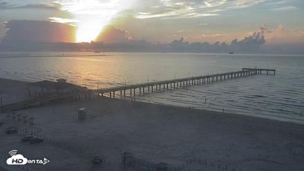 The Dunes - Port Aransas Live Beach Cam - Aug 28, 2026, 7:14am CDT