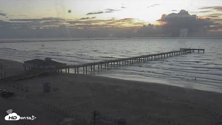 The Dunes - Port Aransas Live Beach Cam - Oct 28, 2026, 7:35am CDT