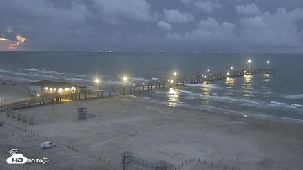 The Dunes - Port Aransas Live Beach Cam - Sep 10, 2026, 7:00am CDT