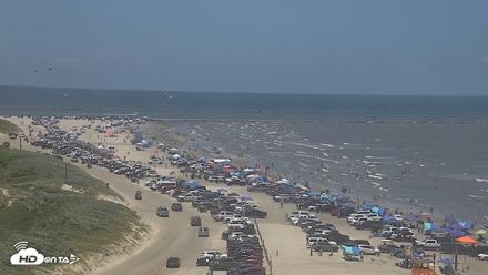 The Dunes - Port Aransas Live Beach Cam - Jul 4, 2026, 2:24pm CDT