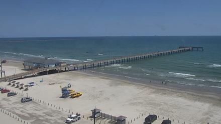 The Dunes - Port Aransas Live Beach Cam - Sep 4, 2025, 2:04pm CDT