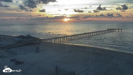 The Dunes - Port Aransas Live Beach Cam - Sep 27, 2026, 7:27am CDT