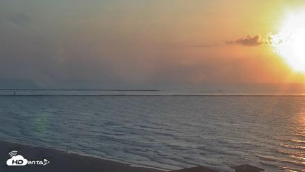 The Dunes - Port Aransas Live Beach Cam - Aug 26, 2026, 7:16am CDT