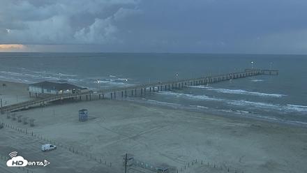 The Dunes - Port Aransas Live Beach Cam - Sep 10, 2026, 7:27am CDT