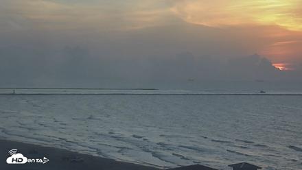 The Dunes - Port Aransas Live Beach Cam - Aug 24, 2026, 7:07am CDT
