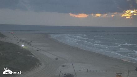 The Dunes - Port Aransas Live Beach Cam - Sep 10, 2026, 7:01am CDT