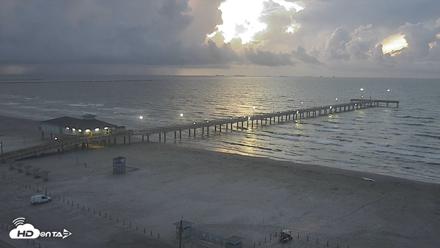The Dunes - Port Aransas Live Beach Cam - Sep 8, 2026, 6:59am CDT